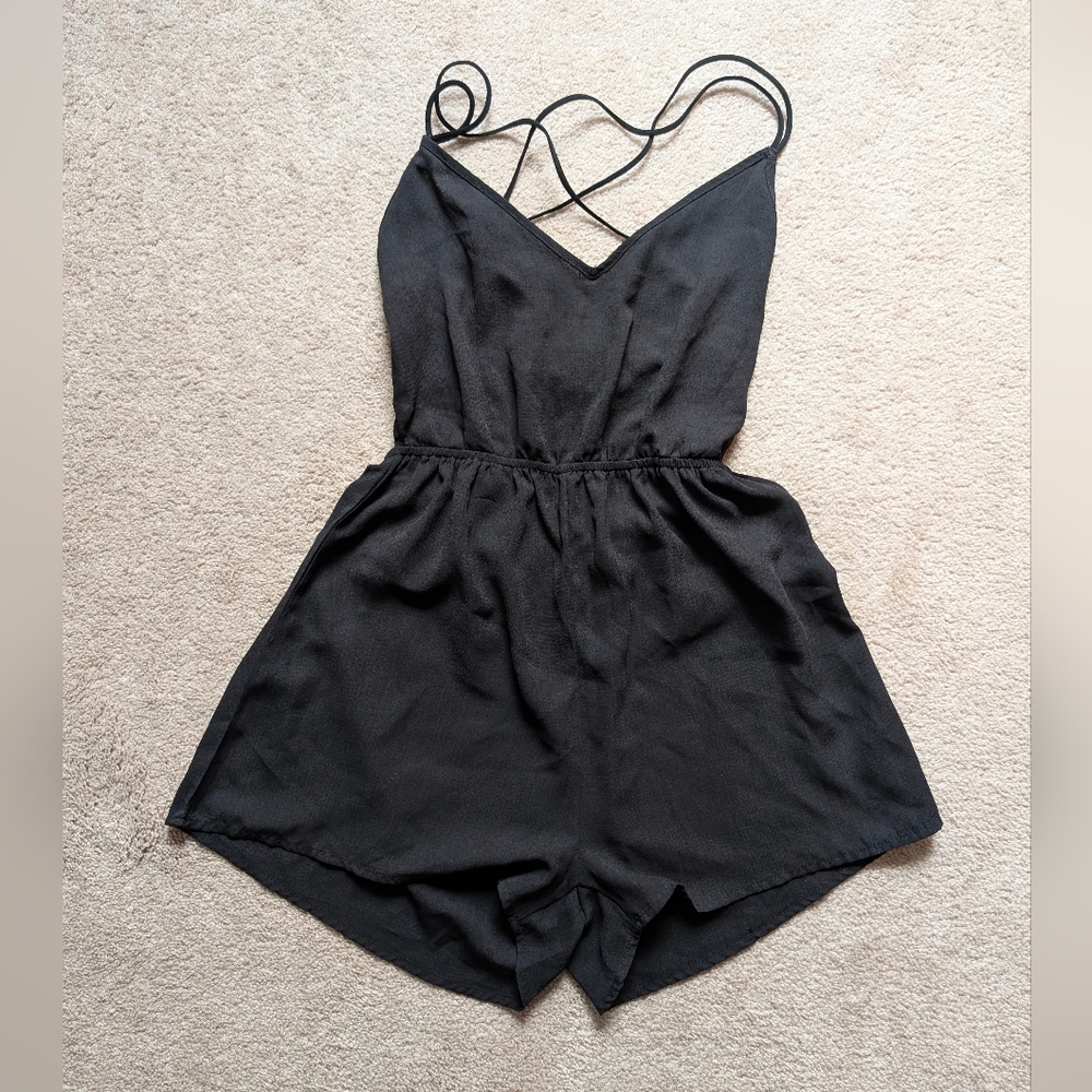 SHEIN Black Sleeveless Jumpsuit Versatile and Chic